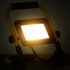 Proiector Cu Led Și Mâner, 30 W, Alb Cald